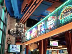 -Famous肥猫墨西哥音乐餐吧(五棵松华熙LIVE店)