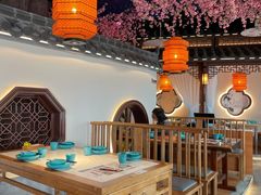 -荷塘秋月·本帮江浙菜(国权路店)