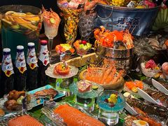 -雍容荟帝王蟹活龙虾展台自助(IFS黑金店)