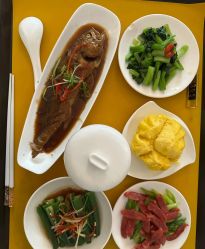 -月之旅·尊 高端月子会所(科馨别墅一店)