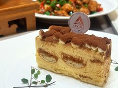 -洛缦音乐餐厅(工业展览馆万象城店)