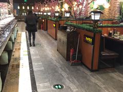 -九寸花汀海鲜烤肉自助(中东迪克店)