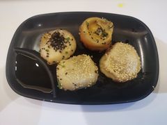 蟹粉小杨双拼-小杨生煎(百联嘉定购物中心店)