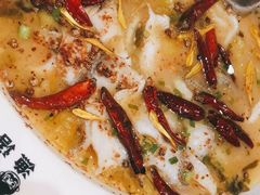 -渔语鱼酸菜鱼新川菜(来福士店)