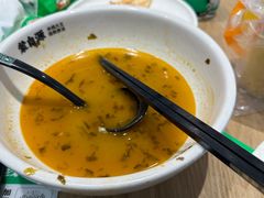 -蒙自源米线大王(花园城商场店)