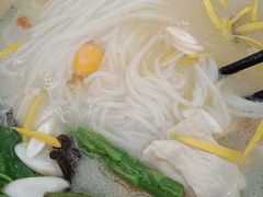 -桥香园过桥米线(国贸店)