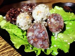 米肠拼盘-吴草鸡爪오초닭발韩食堂(融恒盈嘉中心店)
