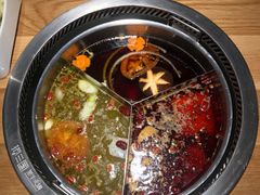 -捞三国黑牛火锅