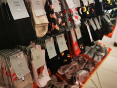 -H&M(鹏欣水游城店)