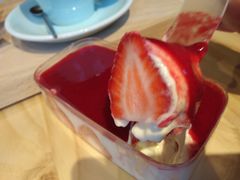 法式草莓-研麦家面包(亚泰华府店)