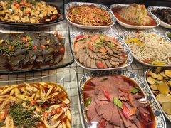 -胖东来生活广场(健康路店)