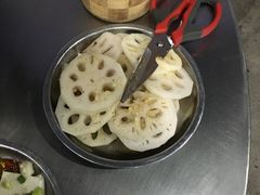 -毛小子西昌藿香火盆烧烤(学苑路店)