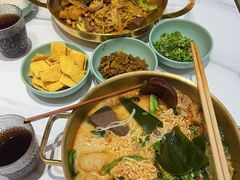 -阿上阿上麻辣香锅&麻辣烫(朝阳蓝色港湾店)