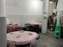 -洪霞餐馆