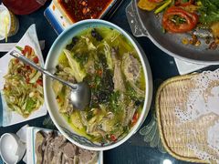 -三江源美食城