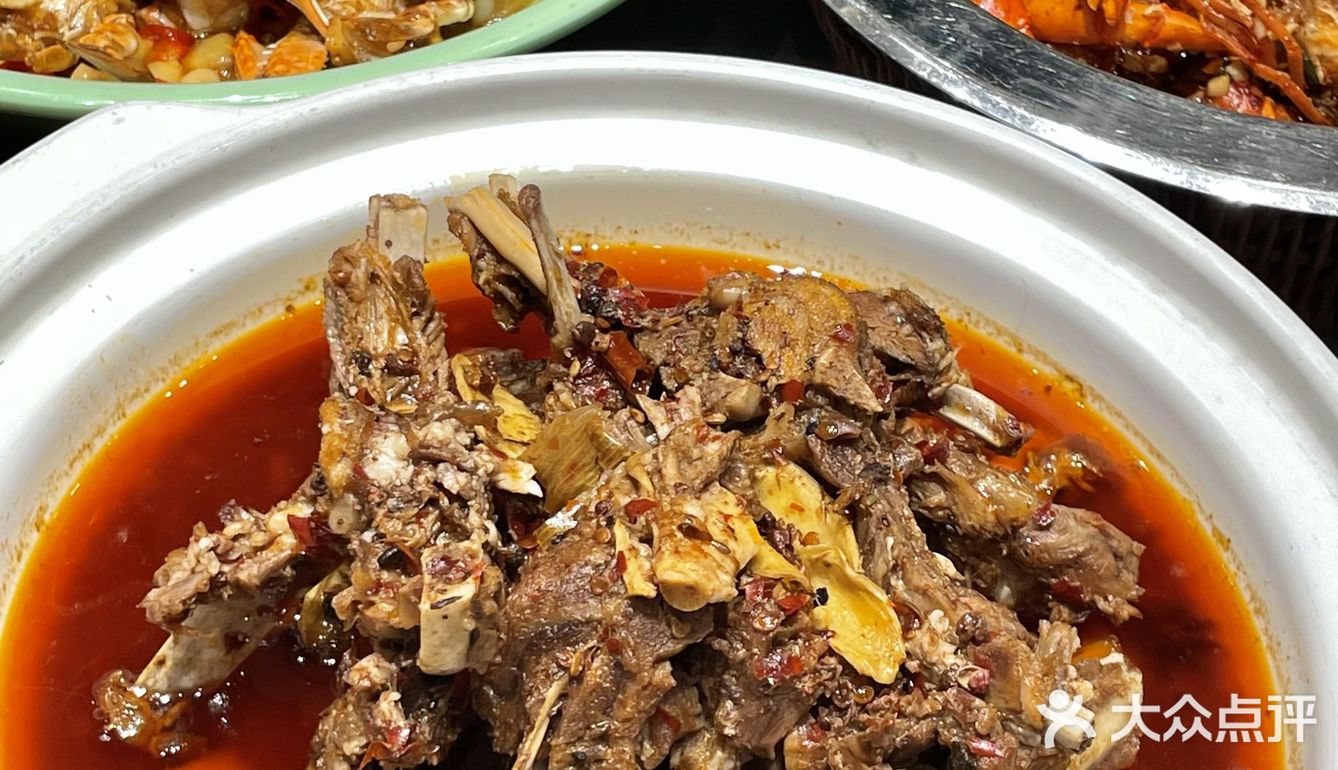 靓虾二哥东塘店免费吃虾！真的是又一次庆幸我在长沙上学了