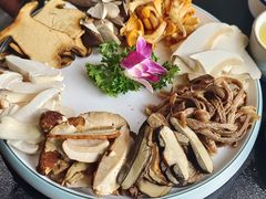 -野菌皇海景野生菌火锅(滨海大道店)