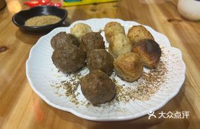 Beef and Squid Dual-Flavor Meatballs
