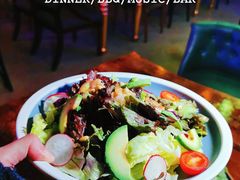 牛油果大虾沙拉-JUKEBOX玖部音乐餐厅(华侨城店)