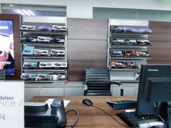 -上海星瀚奔驰4S店(红柳路店)