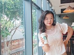 -星巴克(南宁民歌湖店)