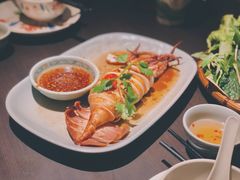 -大头虾越式风味餐厅(光明广场店)