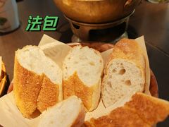 -大头虾越式风味餐厅(光明广场店)