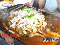 酱香凌波鱼-探鱼·鲜青椒爽麻烤鱼(东城万达广场店)