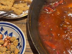 -旧街市鲜货老火锅(大光路店)