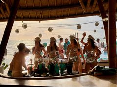 -FINNS Beach Club