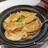这一间客家菜顶呱呱，客似云来