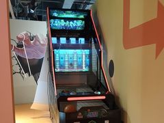 -不可思议减压馆·解压博物馆·摔碗发泄·团建定制