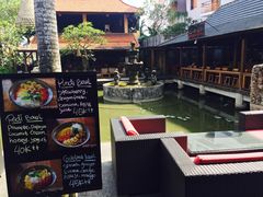 -Pundi Pundi Restaurant