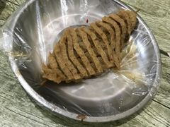 -梁老三麻辣鸡头(汝河小区店)