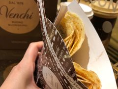 -VENCHI 闻绮(北京国贸商城店)