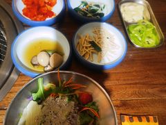 -明洞阿姨·韩式酱蟹烤肉·创意料理(三元桥店)