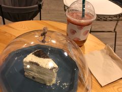 -有猫主题·治愈系猫咖(曾厝垵店)