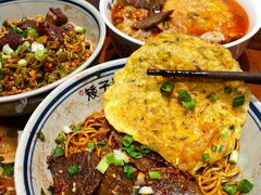 -矮子粉店1985·长沙米粉(湘春路店)