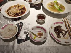 -炆艺乳鸽·煲仔饭大排档(望京来广营店)