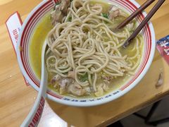 -哈灵面馆(宁波路店)