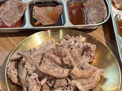 -香猪坊韩国烤肉专属门店(魏公村店)