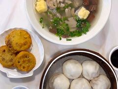 -百年尹氏汤包(湖南路狮子桥店)