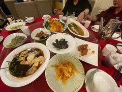 -新镇江酒家(南京西路店)