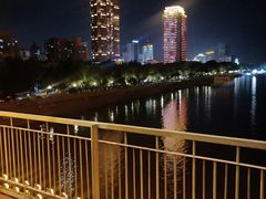 -人民防洪胜利纪念塔