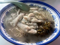 招牌黄鱼面-明呈黄鱼面馆(斜土路店)