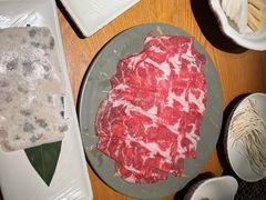 -呷哺呷哺(融创茂店)