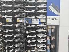 -迪卡侬(越秀公园店)