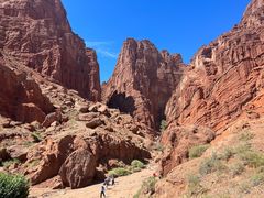 -天山神秘大峡谷
