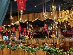 -老滇山寨•云南特色菜•地方菜•民族风情歌舞表演(金碧店)