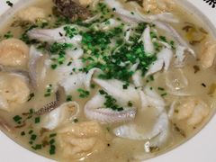 渔夫爱上酸菜鱼-江渔儿酸菜鱼(港湾1号店)